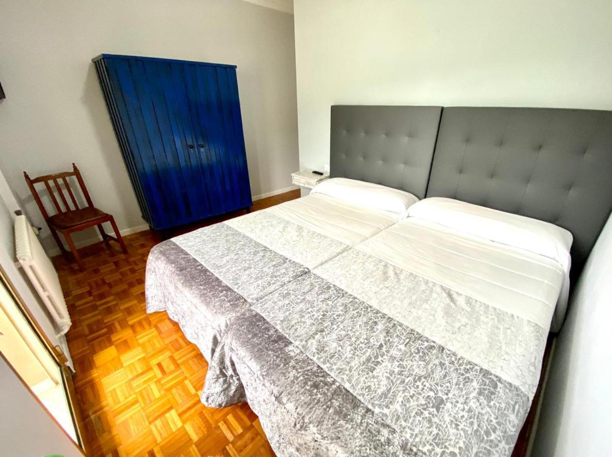 Garden Lodge Hostal Evencio Рибадавия Экстерьер фото